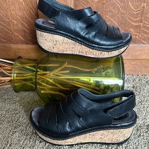 Women’s Bussola sandals size 40/9